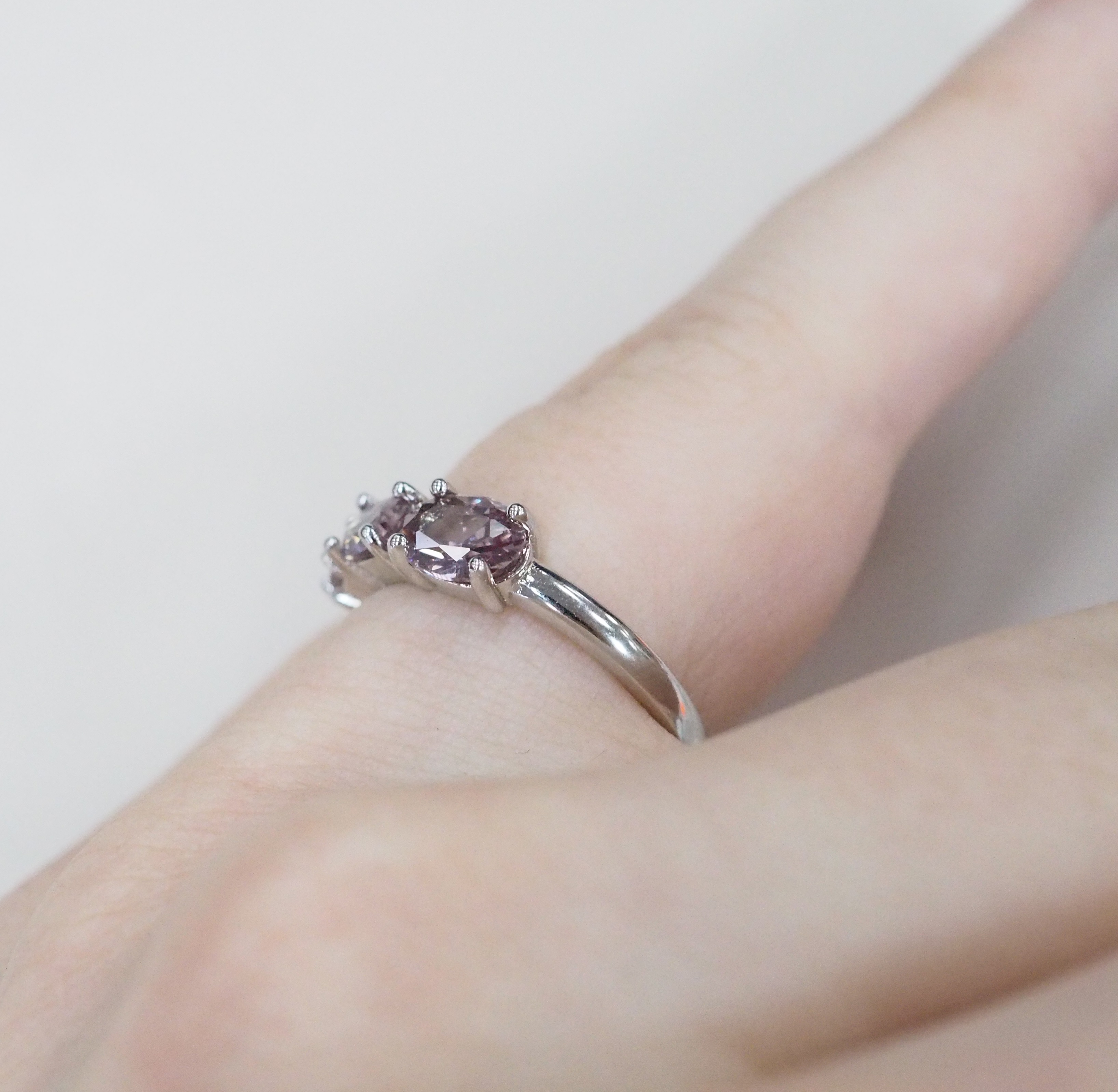 Серебряное кольцо с султанитами